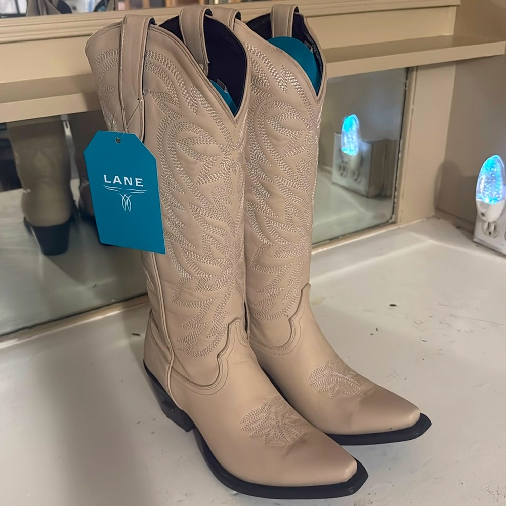 SMOKESHOW BOOT - PALE IVORY